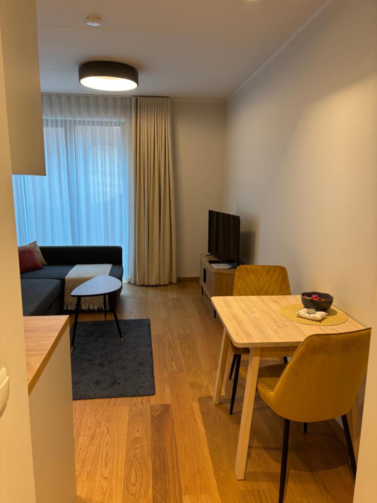 Small Apartment Near City Centre Tartu Exterior foto